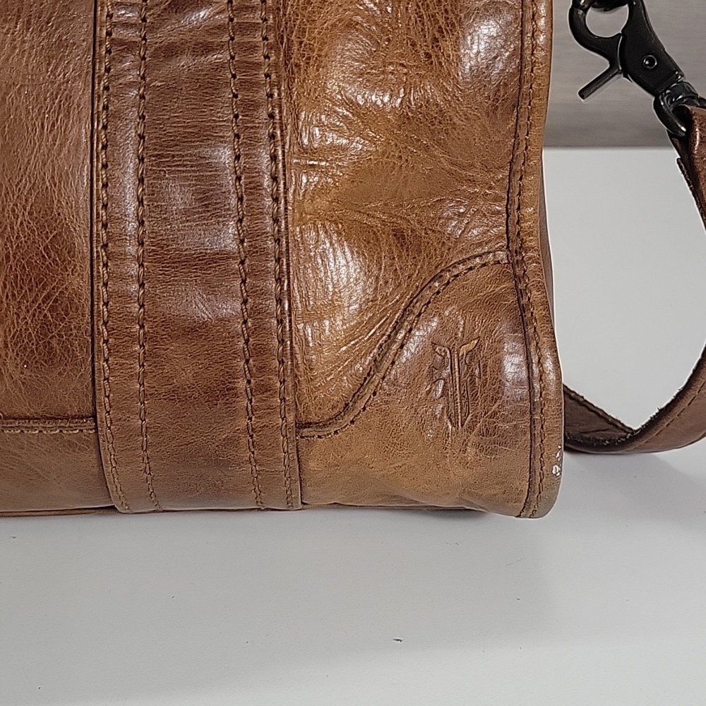 Frye Classic Brown Leather Crossbody Tote Bag - Picture 2 of 16